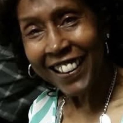 Victoria B Davis