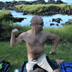 At Kealoha Beach Park, first time at the beach in Hawaii for me! Why do I have so much pictures of Vincent shirtless?