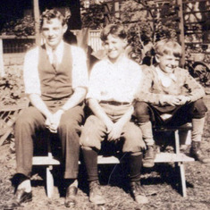 Vincent and his brothers Bill and John
