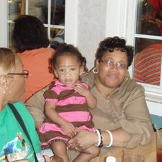 Khole, granny and mia