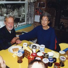 Bob, Ginny, kids - Thanksgiving 1998 -Dunsmuir