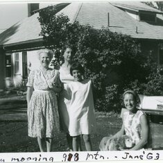Cora, Mom, Laurie, Dione & Zulu - Dunsmuir 1963