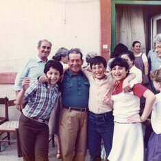 Mom with family in Pioppo - 1982