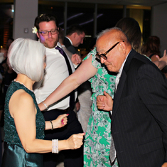 2017 (Cincinnati, OH): Holly Fujishige and Warren at Erin Standen's wedding.