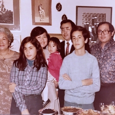 1980 (Washington, DC): Denny, Claire, Kristine, Arlene holding Lynne, Wayne, Wayde and Warren Minami celebrating the New Year.