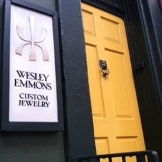 A photo of the Wesley Emmons Custom Jewelry Sign