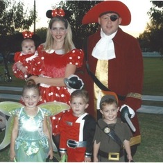 wil family pirate photo