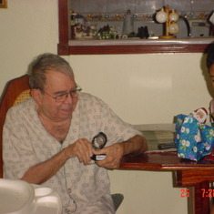 Eduardo y Abuelo Navidad 2007 (2)