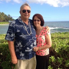 Bill and Gay enjoying Hawaii