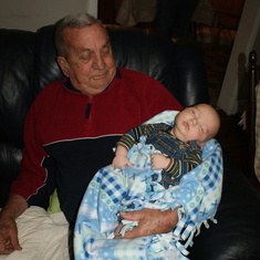 Dad and his grandson Colston 2009, his birthday buddy.  Dad is October 1st, Colston is Oct 2.