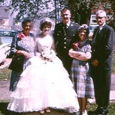 Bill and Margaret wedding with grandparents
