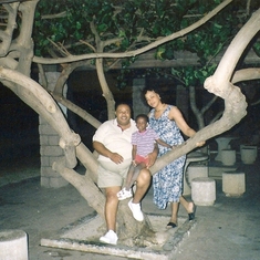 Daddy, Mama & Darien in Hawaii