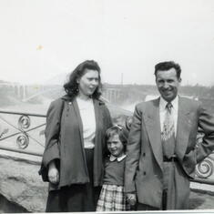 Niagara Falls. Winifred, Terri and John 1952