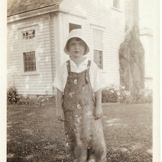 As a Tot at Family Maine Home