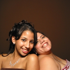Gigi and her aunt Diana (diana's wedding)