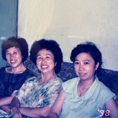 Mom and her sisters 