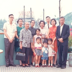 Chiu family at HK harbour, all the in-laws are present.