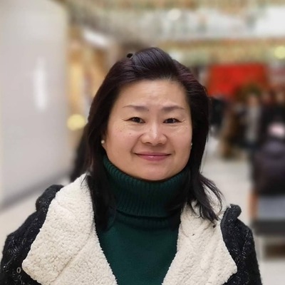 Yun Gong ( 龚芸 )