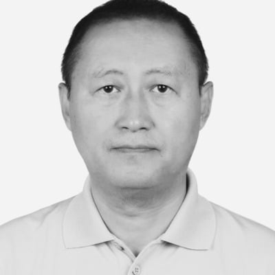 虞 毅