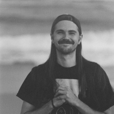 zach Robert Burkholder