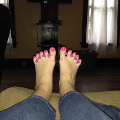 Getting my toes ready for Zailee's birth <3 Haven't done them again since </3